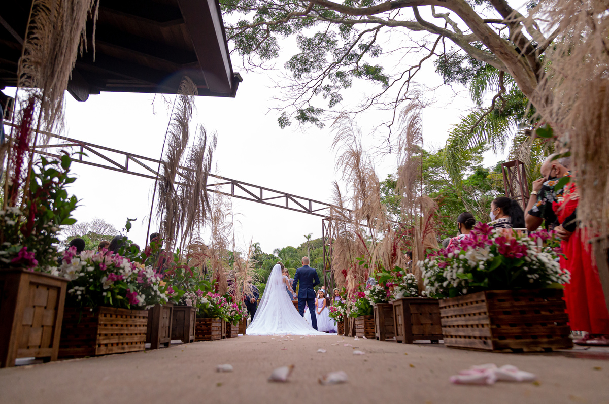 Cerimonia de casamento Barbara e Felipe no Buffet Sollar da arvore em mogi das cruzes registro Amazing Fotografia 