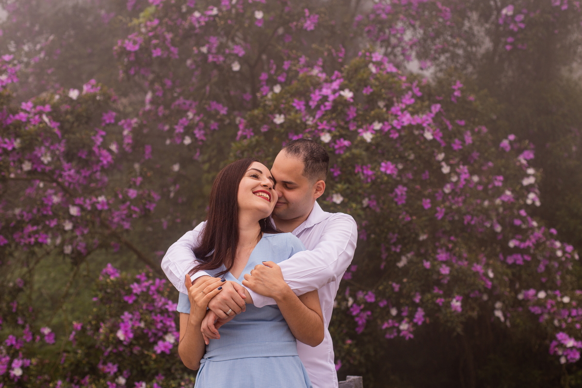 Ensaio Pre Wedding da Rayane e do Lucas realizado na vila de Paranapiacaba