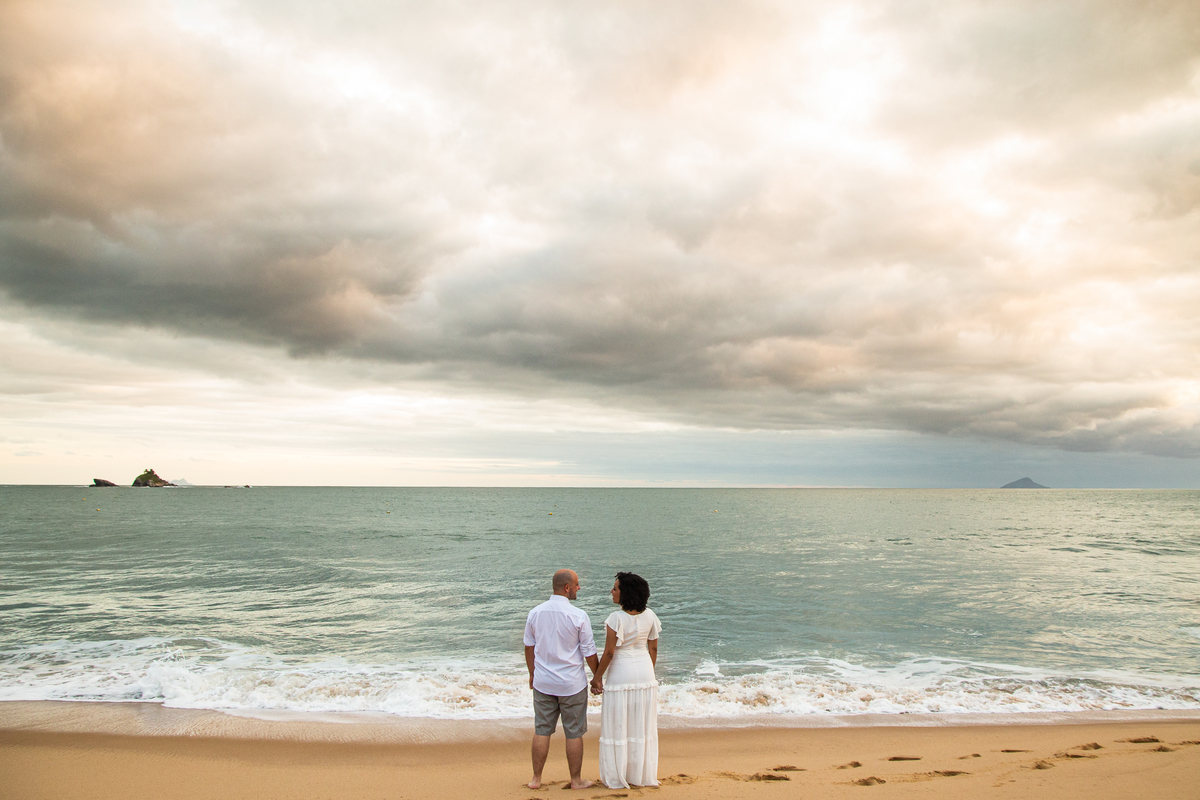 Ensaio Pre Wedding realizado em São Sebastião na Praia de Toque Toque Pequeno