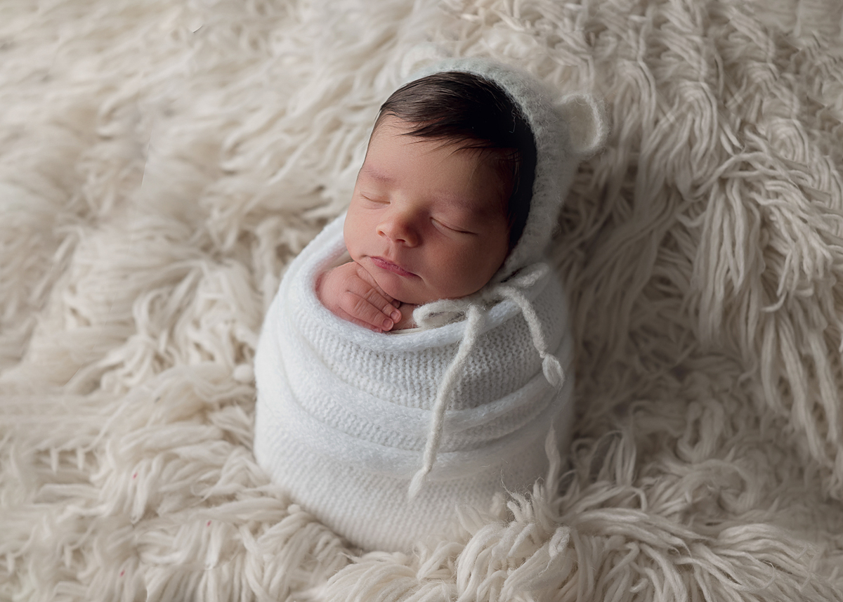 ensaio de bebe newborn em flokati 