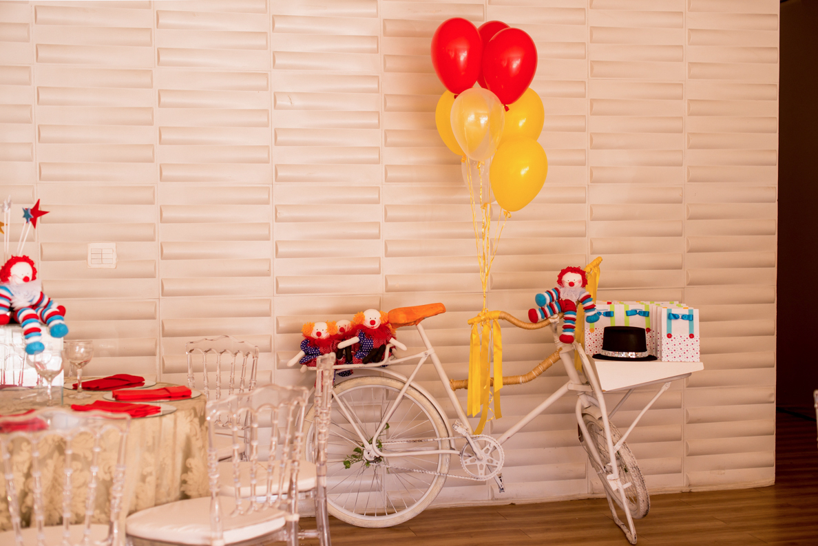 decoração de festa infantil com bike