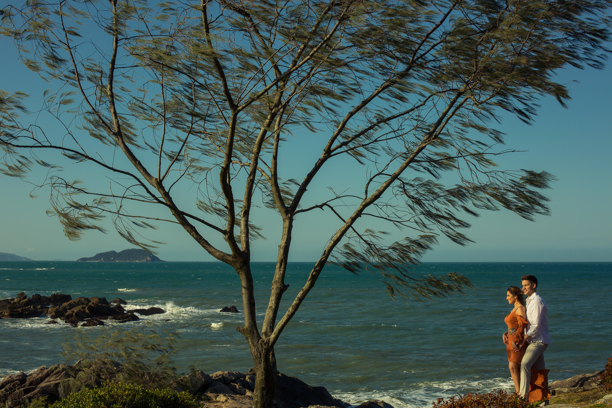 ensaio do casal leila e ricardo na praia da armação