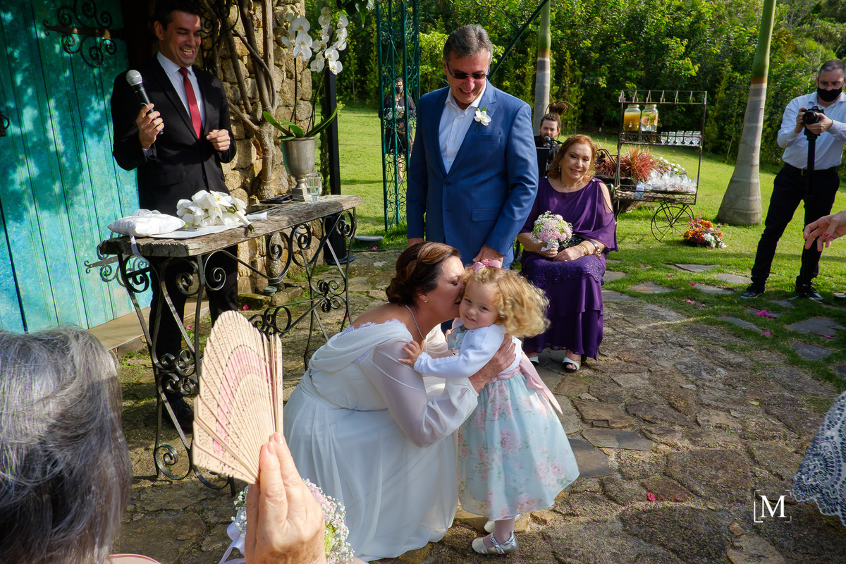 daminha entrega das alianças