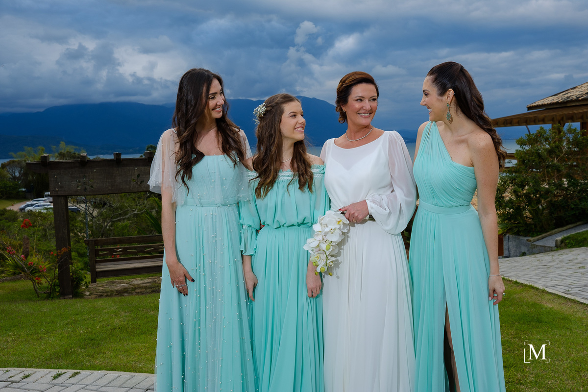 retrato da noiva e suas filhas