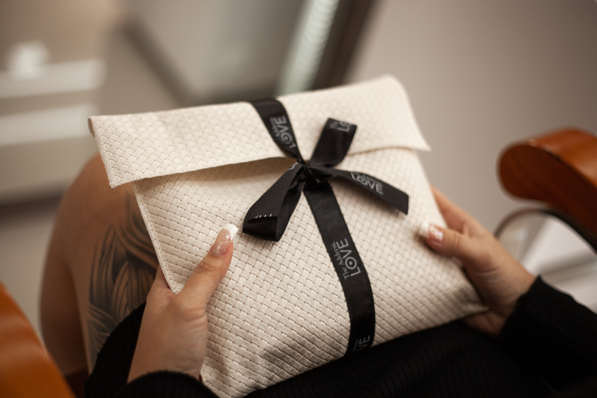 fotografia de casamento, foto de casamento, casamento na praia, casamento em Florianópolis, casamento 2020, vestido de noiva, dia da noiva, penteado da noiva, casamento do ano