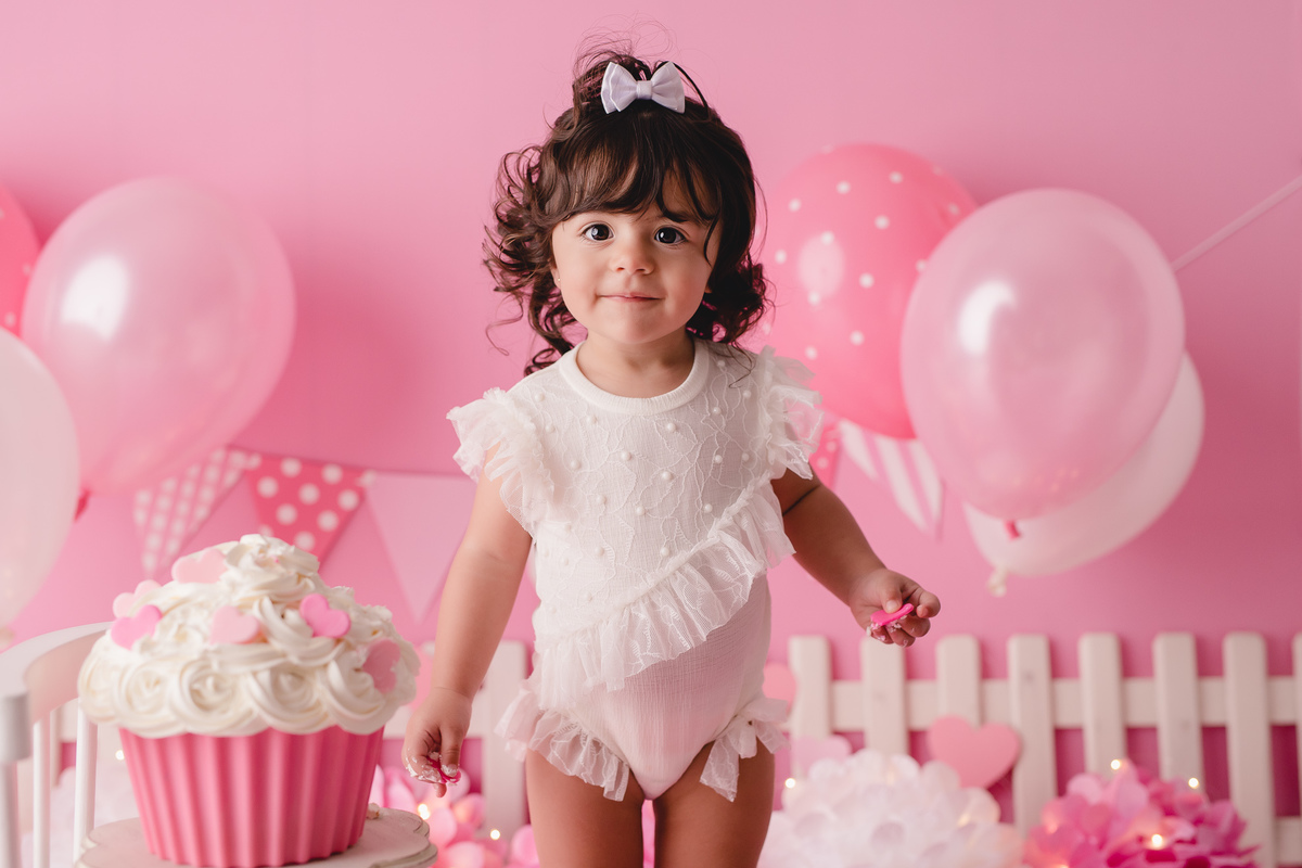 deborah-demetrio-smash-cake-Niterói-coracoes-melissa-07