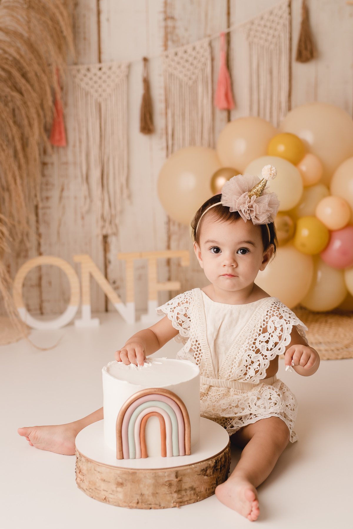 deborah-demetrio-niteroi-smash-the-cake-arco-iris-boho-nina-ensaio-infantil-03