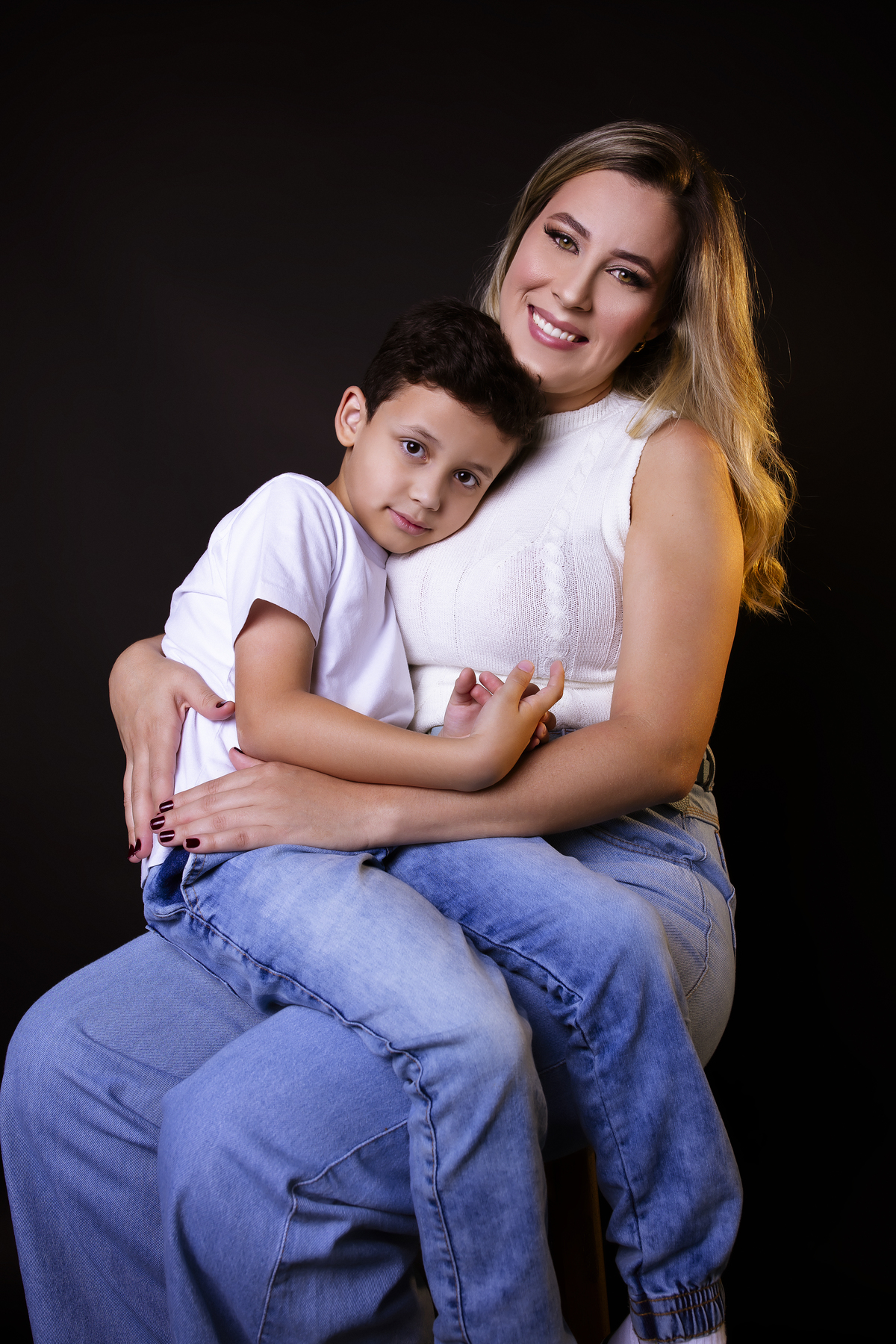 Ensaio Dia das Mães. Fotos de Estúdio. Ensaio Feminino. Fotos femininas. Bom Despacho