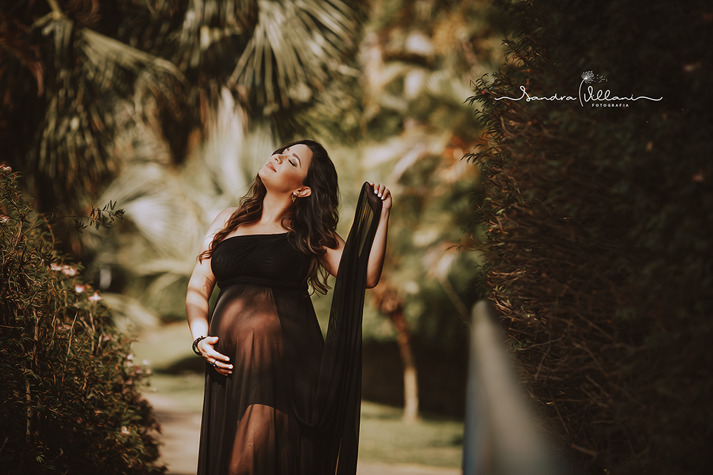 ensaio gestante com participação de um coelho chamado Bilu