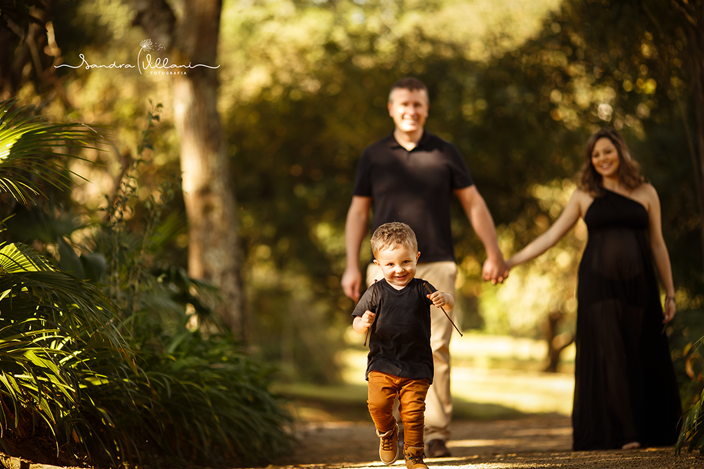 Ensaio gestante externo realizado no Parque Central em Santo André com pet fine art