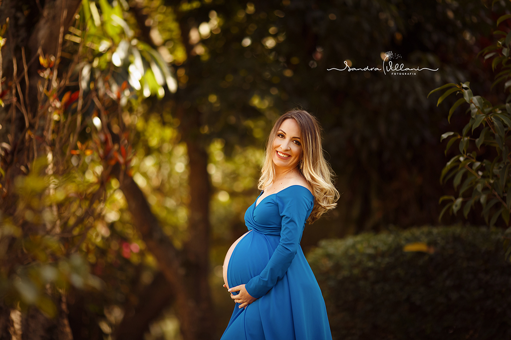 Fotografia de gestante com o figurino preferido de Sandra Villani fotografia