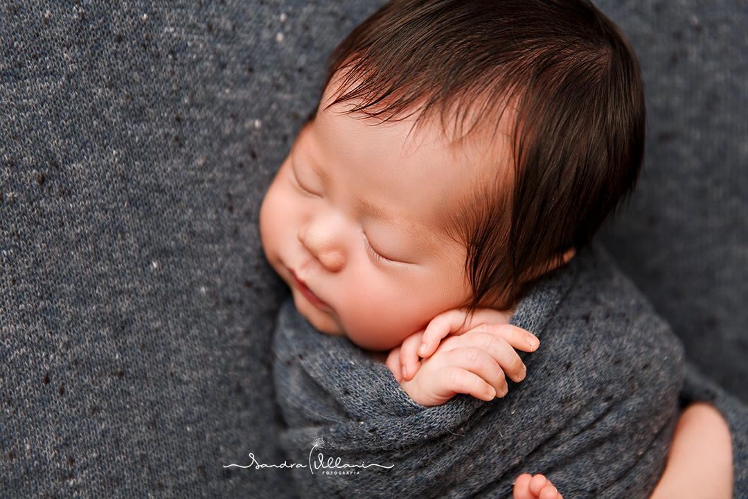 Ensaio newborn ou recém nascido realizado em São Caetano do Sul - ABC - SP