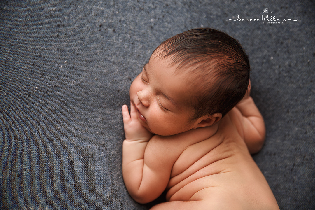 Ensaio newborn ou recém nascido realizado em São Caetano do Sul - ABC - SP