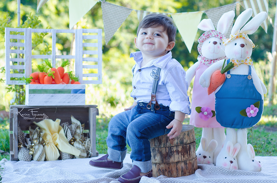 foto de páscoa de criança em Campinas por Karina Figueredo