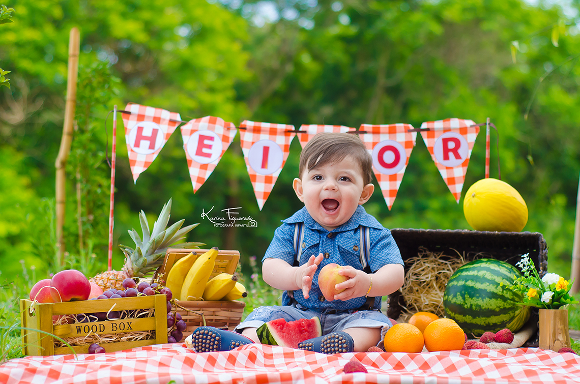 foto de ensaio de bebê smash the cake em campinas sp por karina figueredo