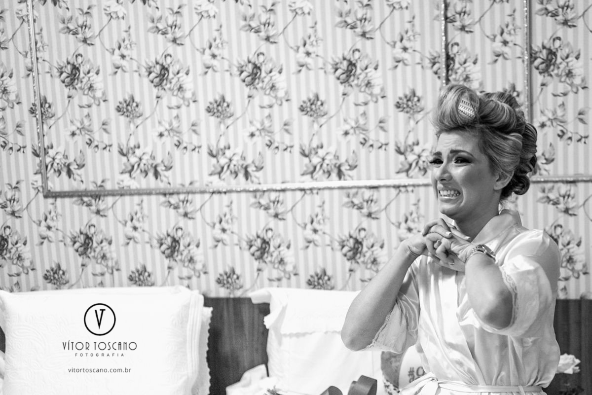 Noiva ansiosa no casamento de Karol e Andre, na pousada Macamirim em Natal RN.