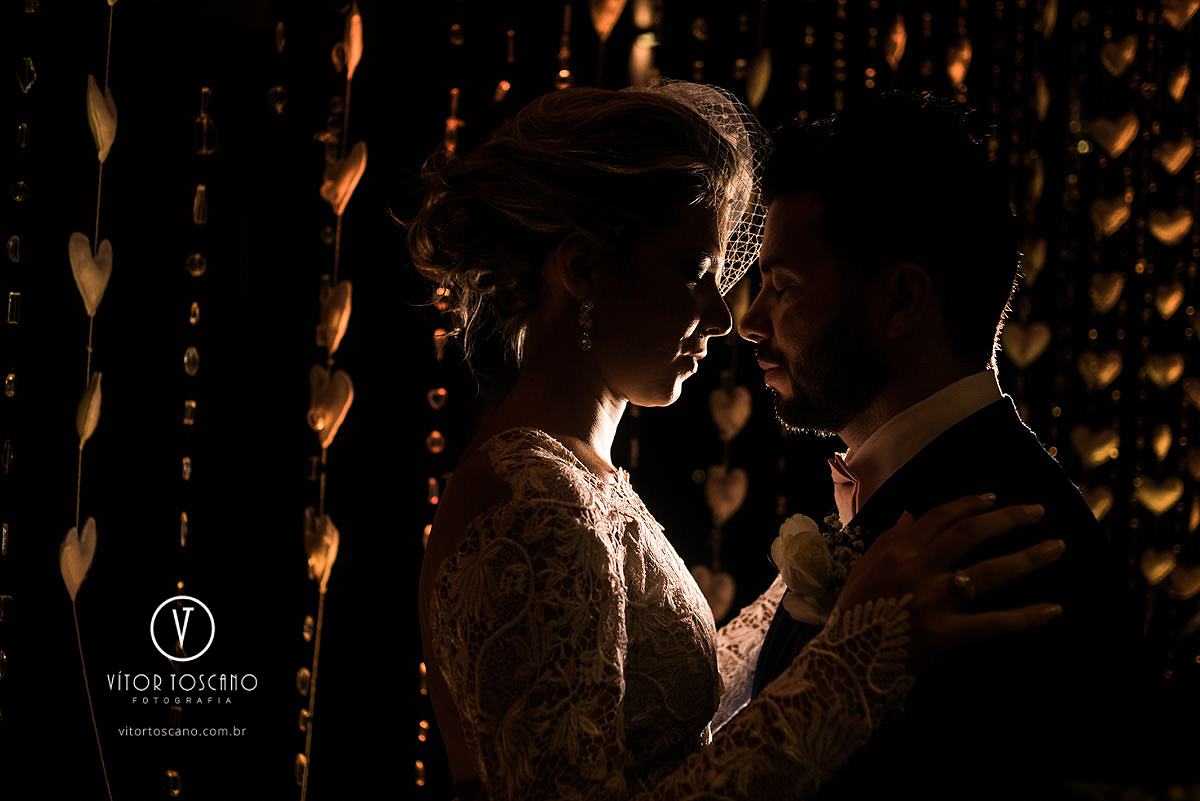 Sessão dos noivos no casamento de Karol e Andre, na pousada Macamirim em Natal RN.