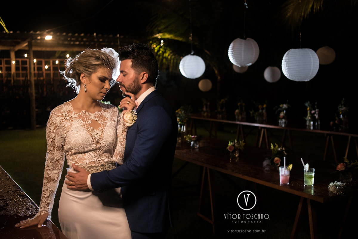 Sessão dos noivos no casamento de Karol e Andre, na pousada Macamirim em Natal RN.