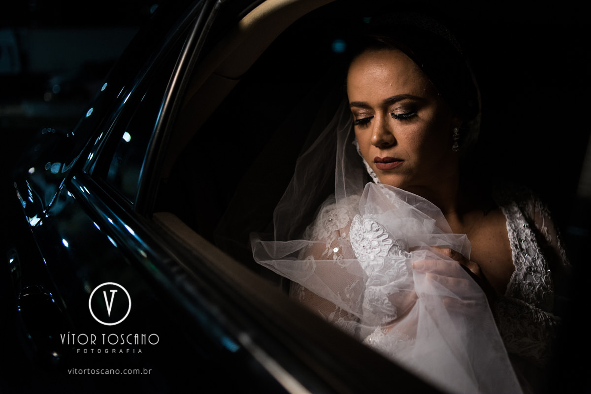 noiva danielle no carro