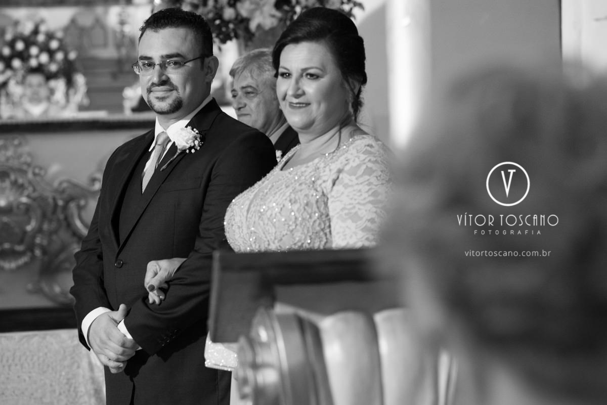 noivo esperando sua esposa