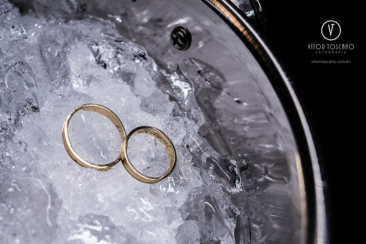 Alianças no casamento de priscila e raoni em natal rn.