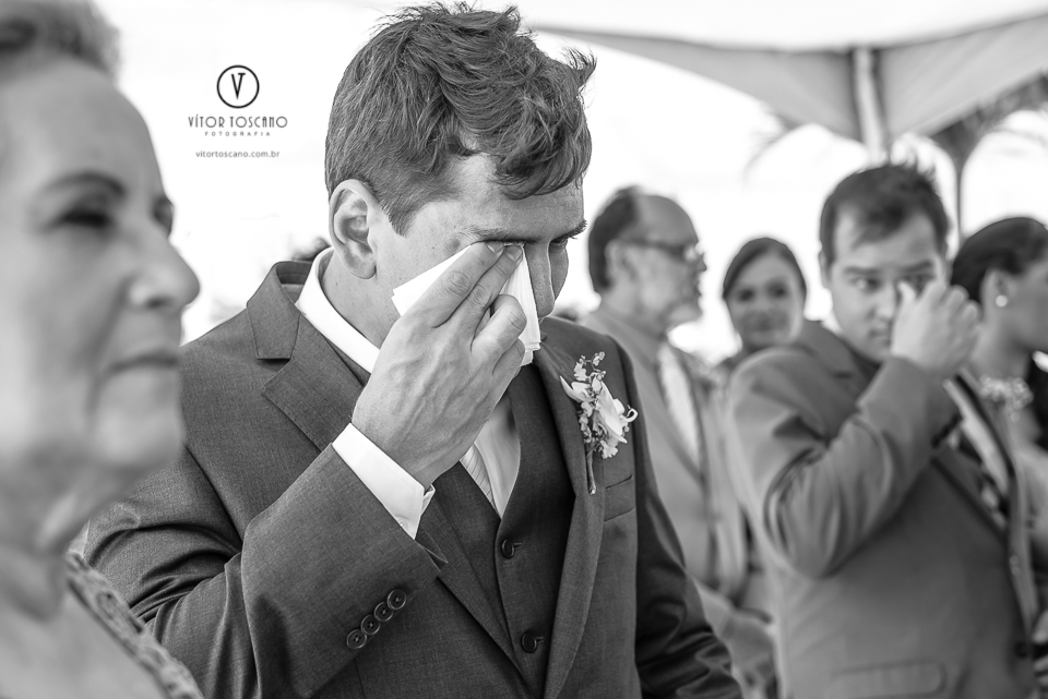 celebration, festa, missa, barra de maxaranguape, casamento, bride, vitor toscano, vitor toscano fotografia, wedding, celebration, fotografo de casamento, natal, rn, rio grande do norte, emoção, choro, lágrimas, noivo, groom, bride