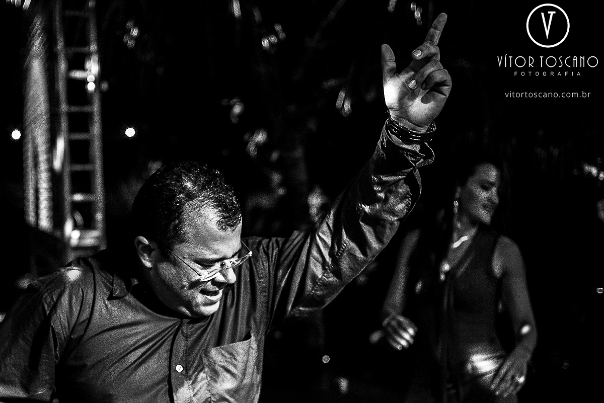 Tiozão dançando no casamento de Jucielly e Auderi, em Natal-RN.