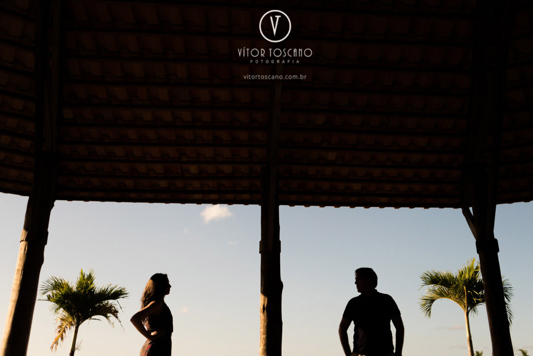 Silhueta do casal no ensaio de casal de Andreza e Thales em Macaiba - RN