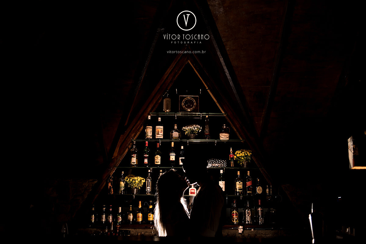 Casal no bar no ensaio de casal de Tunisia e Felipe, em Monte das Gameleiras, RN.