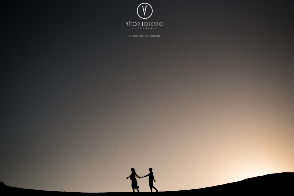 Minimalismo do casal no ensaio de gestante de Ana Flora em Natal-RN.