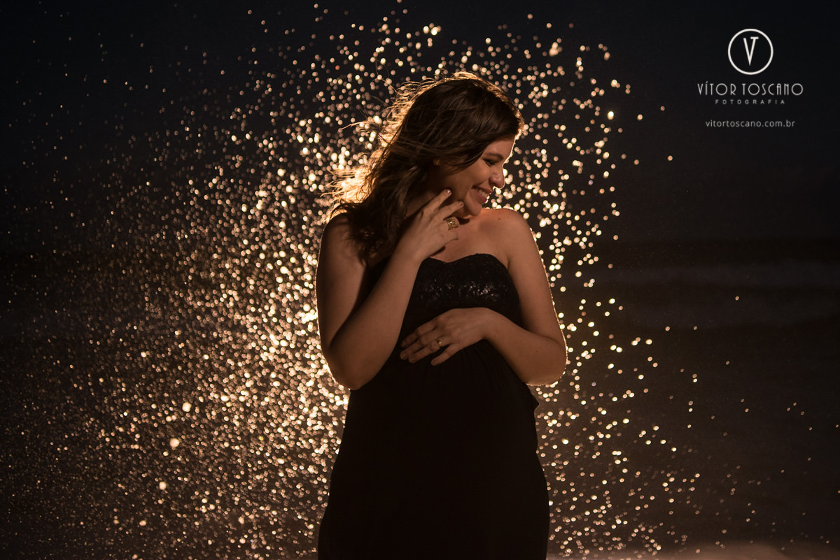Detalhe das gotas de agua no ensaio de gestante de Ana Flora em Natal-RN.