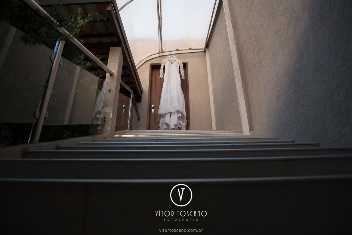 Vestido da noiva no casamento de Tanísia e Felipe, em Natal-RN.