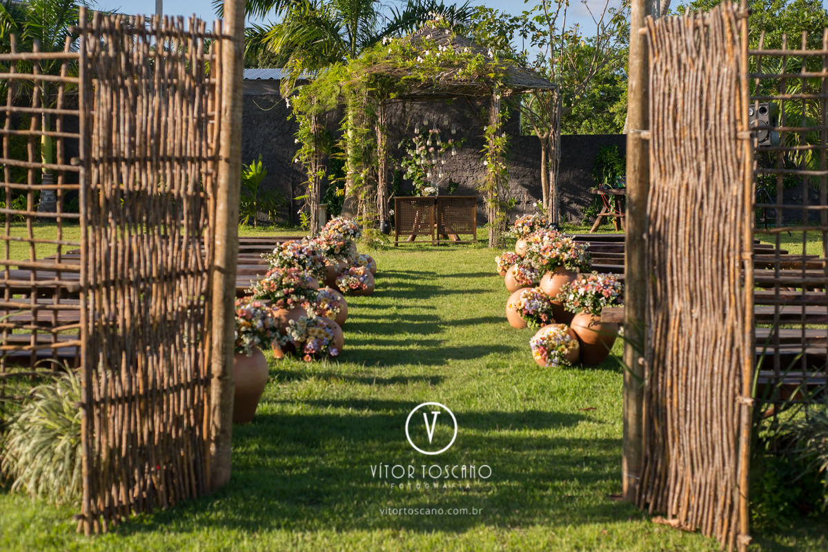 Altar no casamento de Marilia e Jornandis, em Natal-RN.