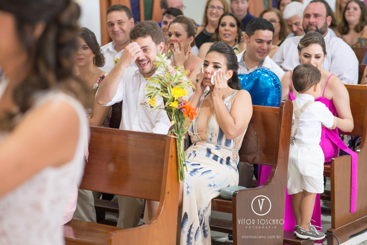 Convidada chorando no casamento de Tici e Guga, em Natal-RN.