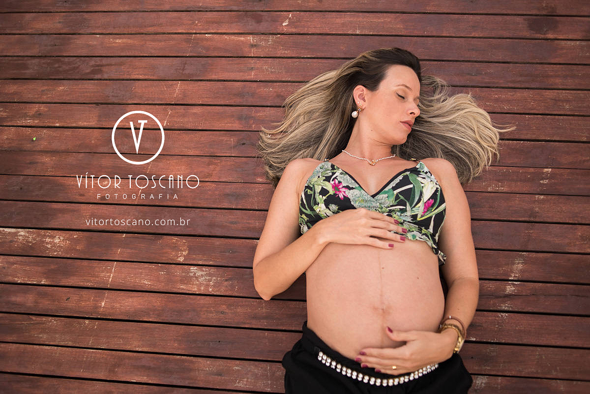 Gestante Bruna na fazenda real, no ensaio fotográfico de gestante.
