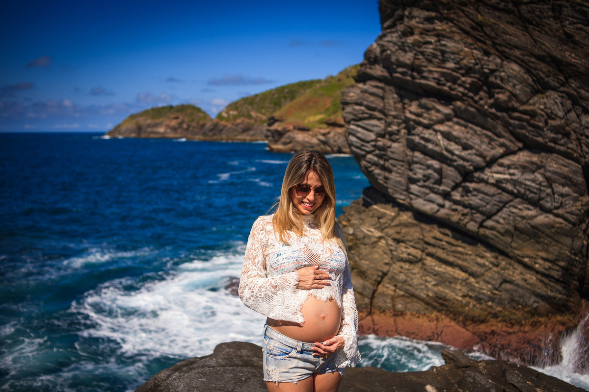 Ensaio Gestante em Búzios na Ponta da Lagoinha, Lugar lindo.