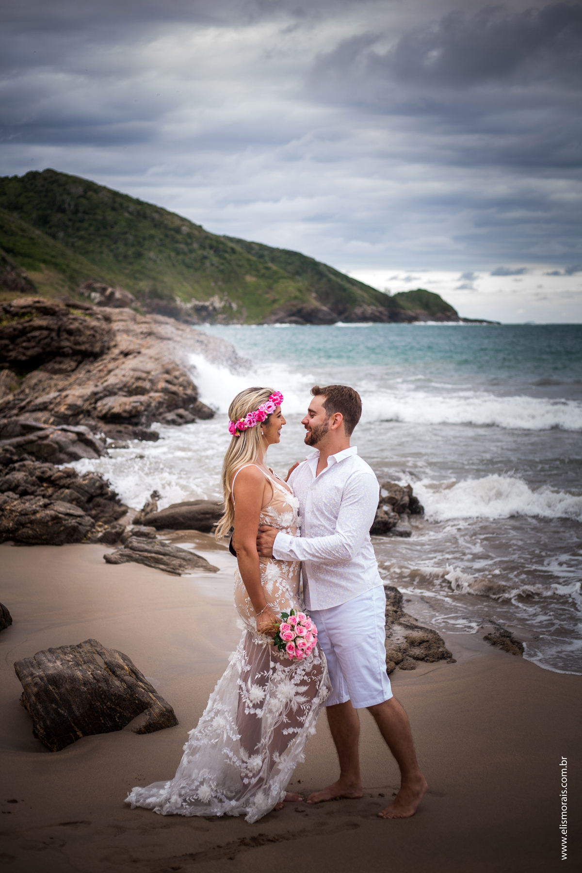 fotógrafo em búzios, fotógrafa em búzios, fotografia em búzios, ensaio fotográfico na praia, ensaio fotográfico pré wedding, ensaio de casal, praia brava, búzios, pré casamento, destination wedding, wedding, casar na praia, foto de casal