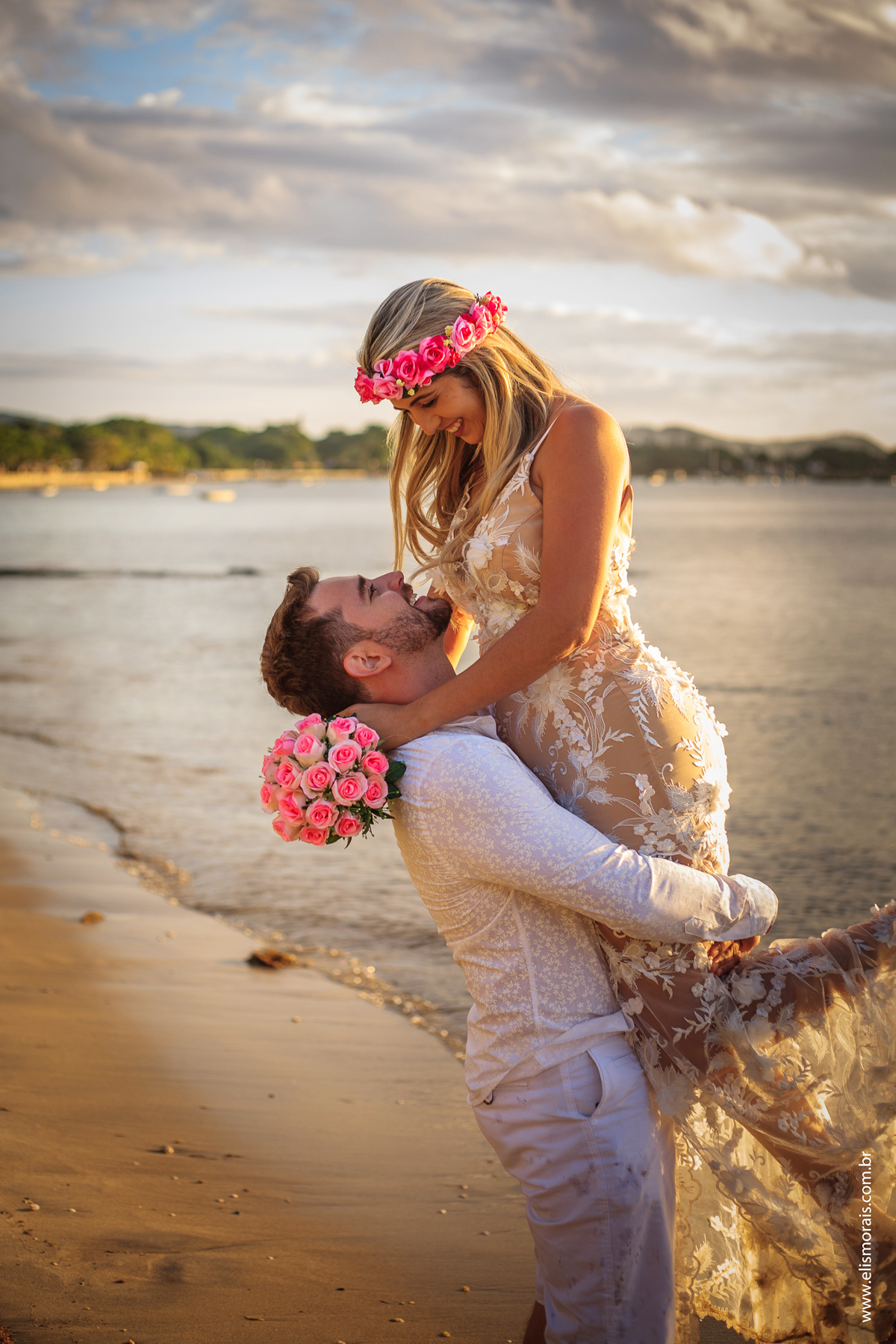 fotógrafo em búzios, fotógrafa em búzios, fotografia em búzios, ensaio fotográfico na praia, ensaio fotográfico pré wedding, ensaio de casal, praia de manguinhos, búzios, pré casamento, destination wedding, wedding, casar na praia, foto de casal