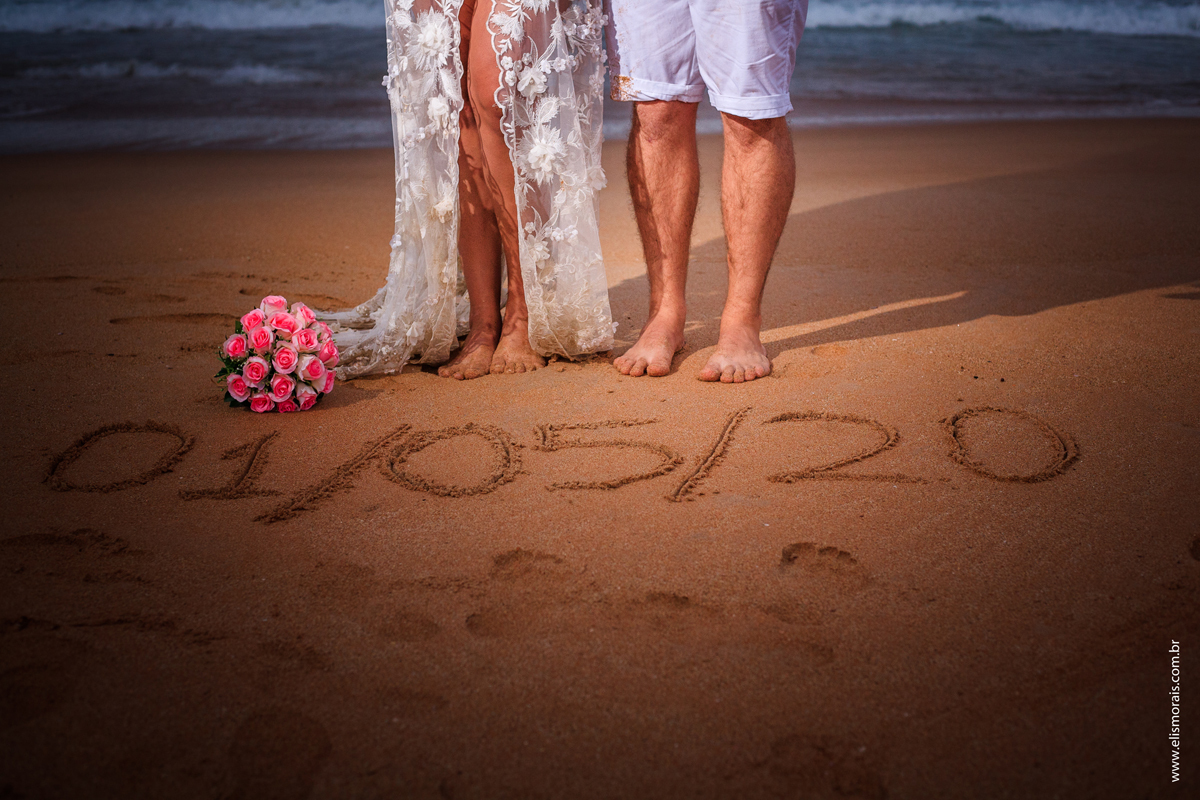 fotógrafo em búzios, fotógrafa em búzios, fotografia em búzios, ensaio fotográfico na praia, ensaio fotográfico pré wedding, ensaio de casal, praia de tucuns, búzios, pré casamento, destination wedding, wedding, casar na praia, foto de casal