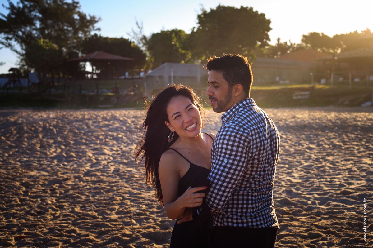 fotografia de casal, amor em buzios, buzios, fotografia de casal, ensaio de casal na praia de tucuns em armação dos buzios rj