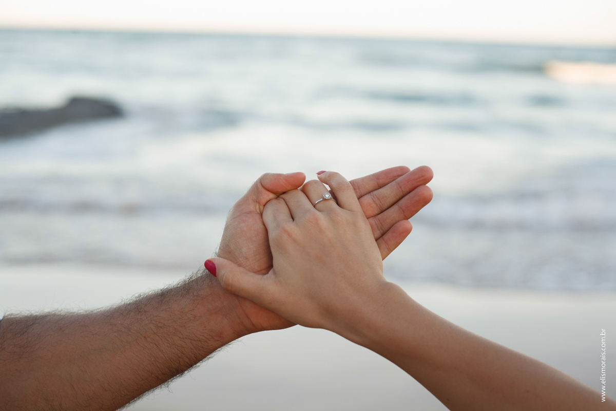 fotografia de casal, amor em buzios, buzios, fotografia de casal, ensaio de casal na praia de tucuns em armação dos buzios rj