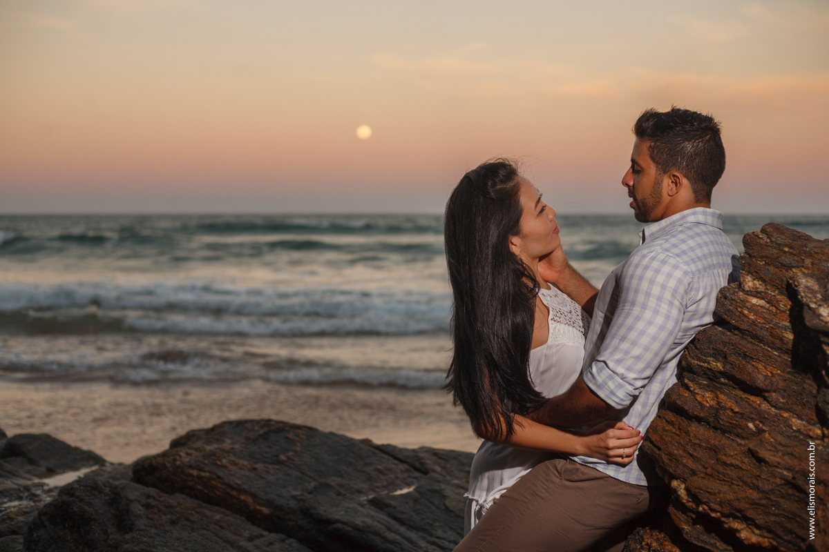 fotografia de casal, amor em buzios, buzios, fotografia de casal, ensaio de casal na praia de tucuns em armação dos buzios rj