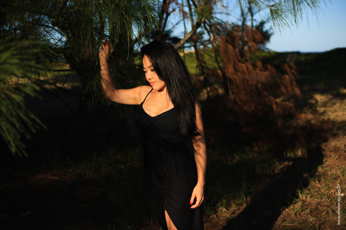 ensaio feminino da Letícia na praia de tucuns em armação dos búzios rj 