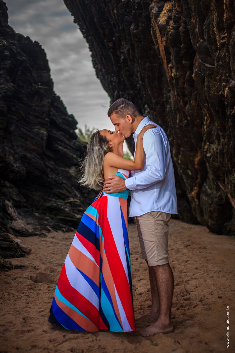 lua de mel com ensaio de casal na praia de tucuns em búzios rj