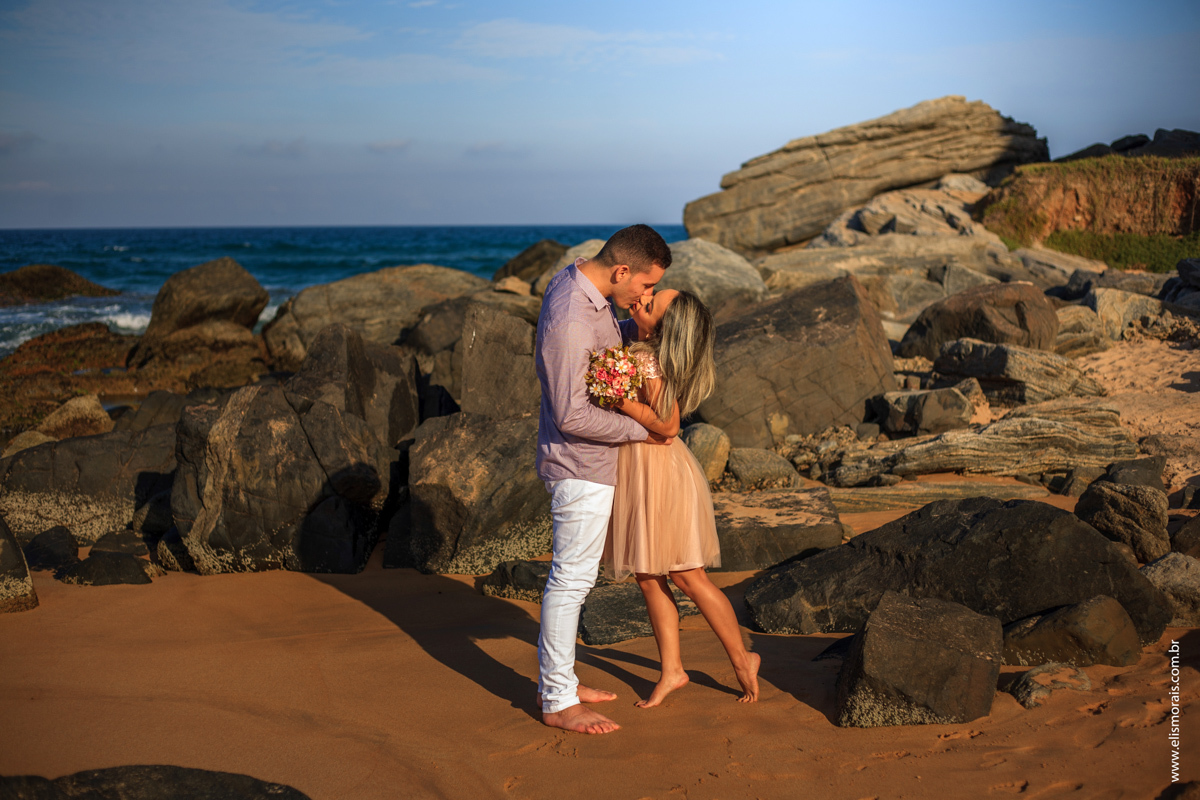 ensaio de casal na praia de geribá em búzios rj