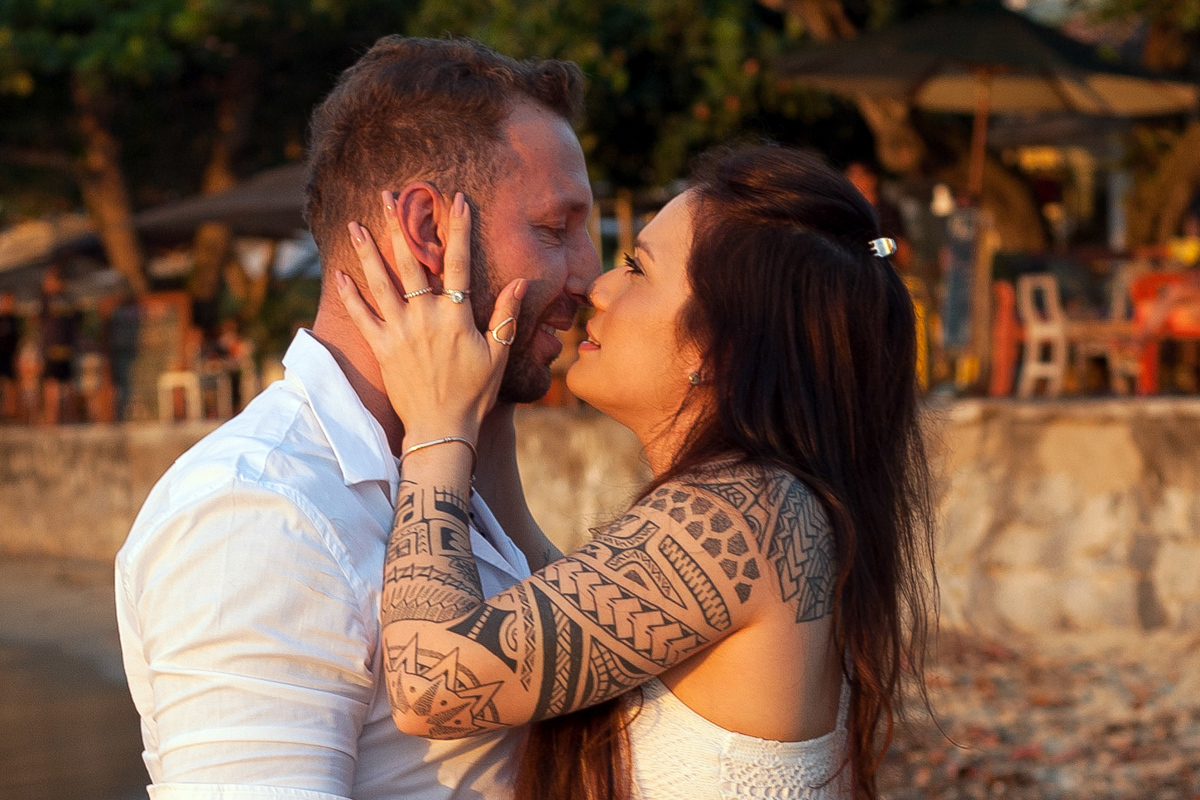 pedido de casamento com ensaio fotográfico no porto da barra em búzios rio de janeiro