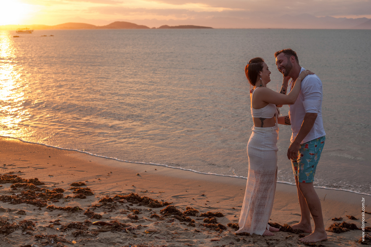pedido de casamento com ensaio fotográfico no porto da barra em búzios rio de janeiro