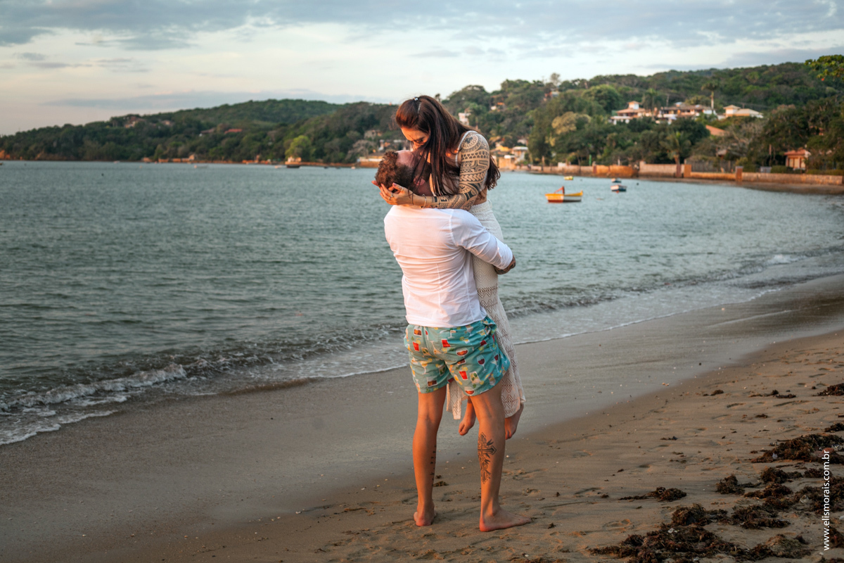 pedido de casamento com ensaio fotográfico no porto da barra em búzios rio de janeiro