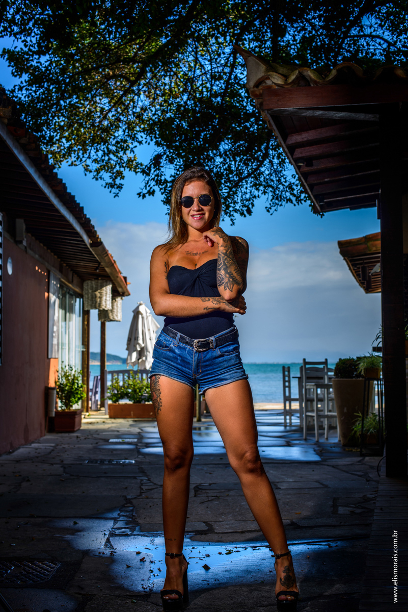Ensaio Feminino no Porto da Barra em Búzios RJ na Região dos Lagos