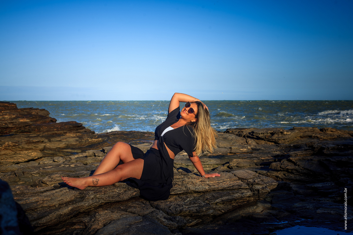 Ensaio Fotográfico Feminino na Praia da Foca em Búzios RJ